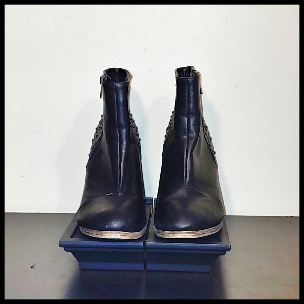 Rampage "Valorie" Studded Ankle Booties 9.5 - Picture 3 of 14